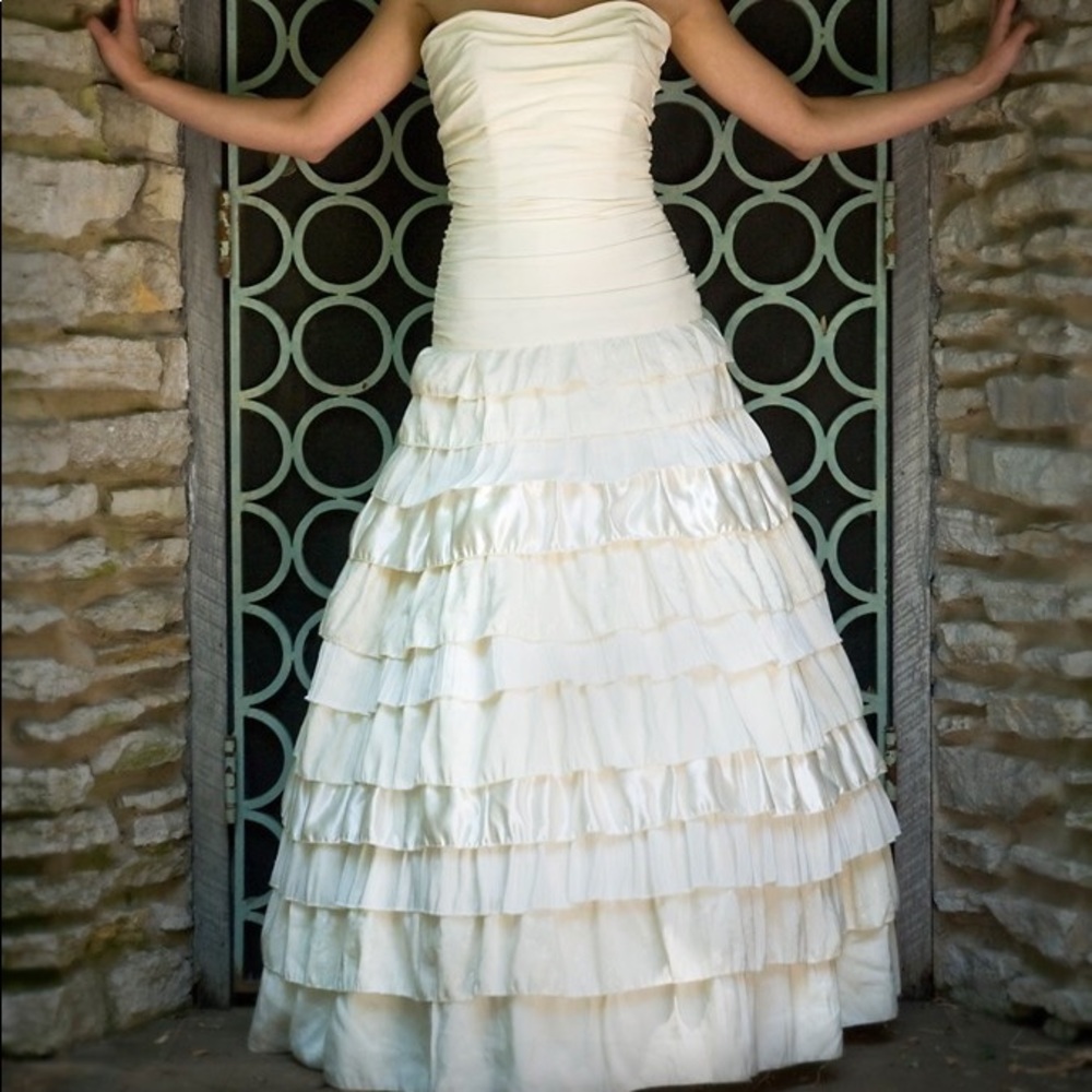*Available*!! Organic hemp wedding dress size 4/6